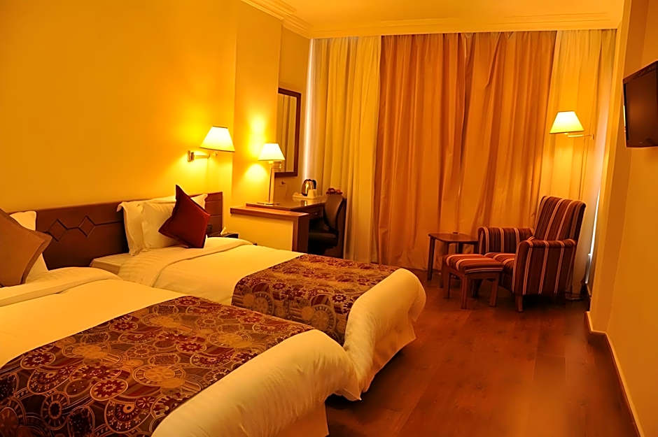 Orient Prince Hotel
