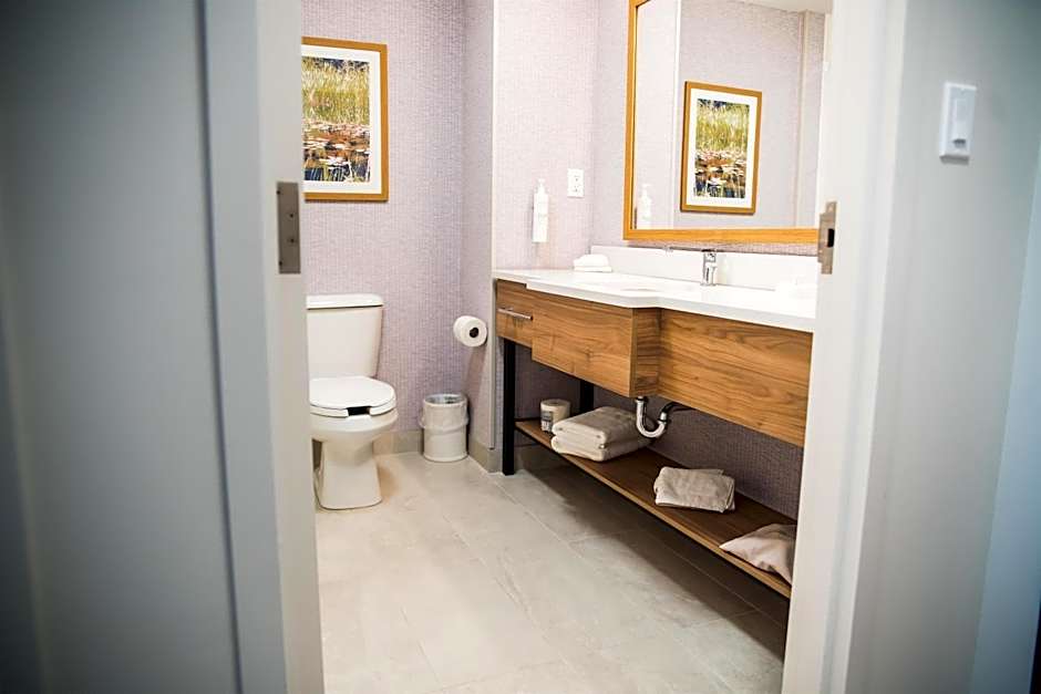 Hampton Inn & Suites by Hilton Laval