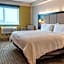 Holiday Inn Express Maspeth Hotel By IHG