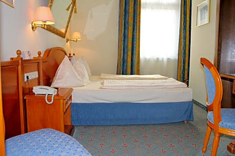Economy Double Room