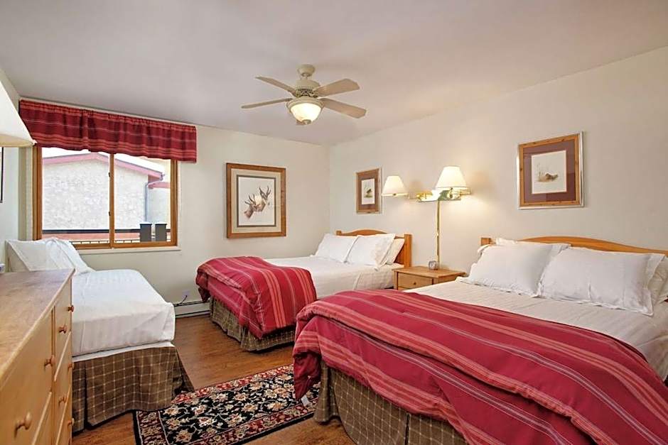 Shadowbrook Condos by iTrip Vacations Aspen Snowmass