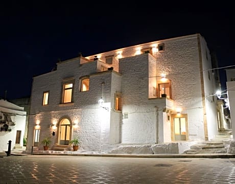 Palazzo Camarda B&B