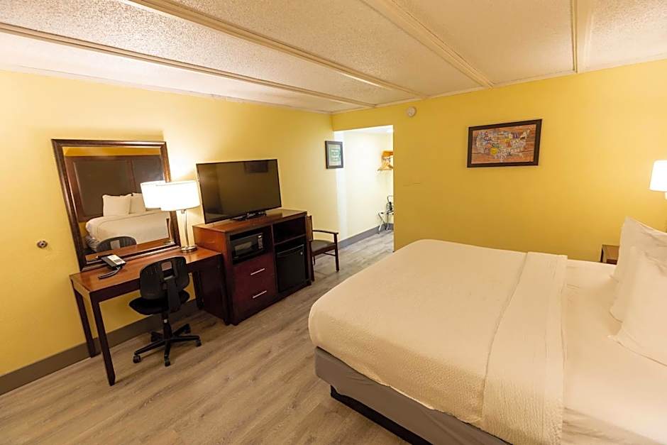 Kings House Motor Hotel, a Dazzler Select by Wyndham