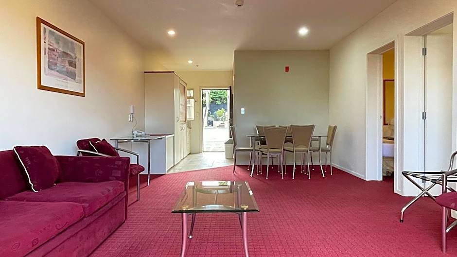 Chantillys Motor Lodge