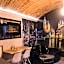 UNDERGROUND Jacuzzi Rooms