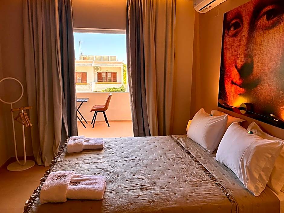 Tree of Life Art Hotel