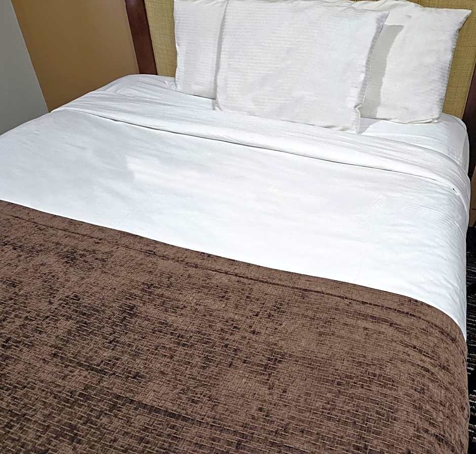 TownHouse Extended Stay Hotel Downtown