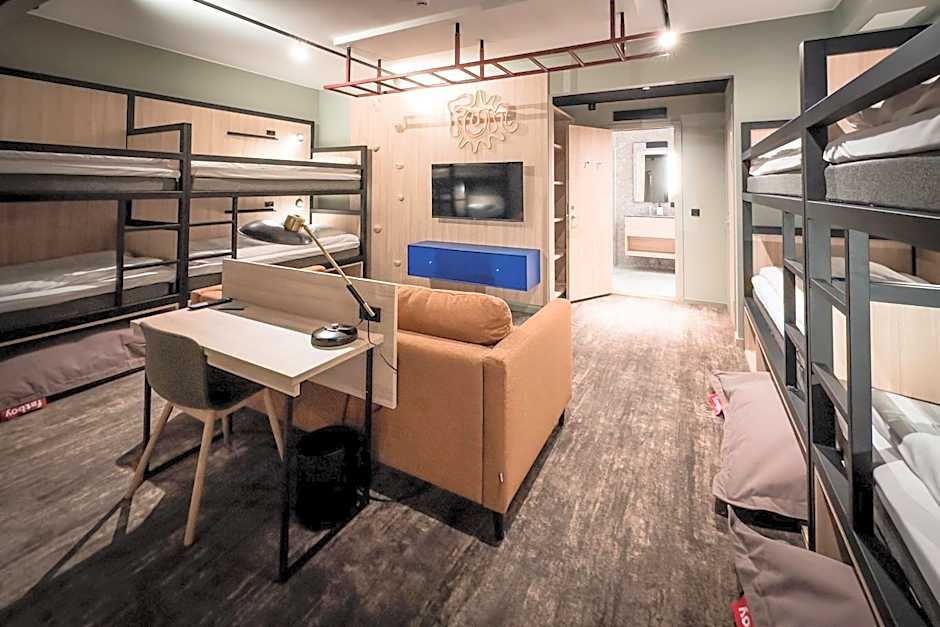 Quality Hotel Grand, Bor