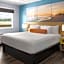 Days Inn by Wyndham Queensbury/Lake George