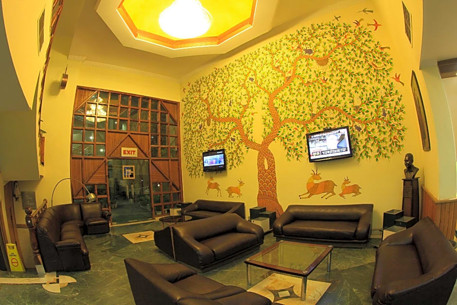 Hotel Piccadily Manali