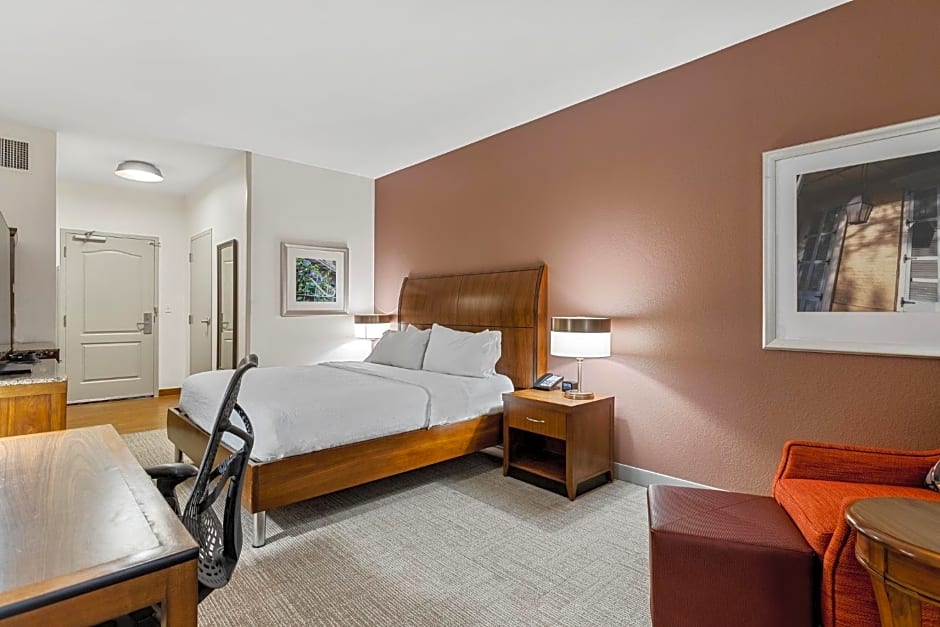 Hilton Garden Inn New Orleans French Quarter/CBD