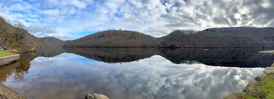 Gîte-Auberge du Pont de Lanau