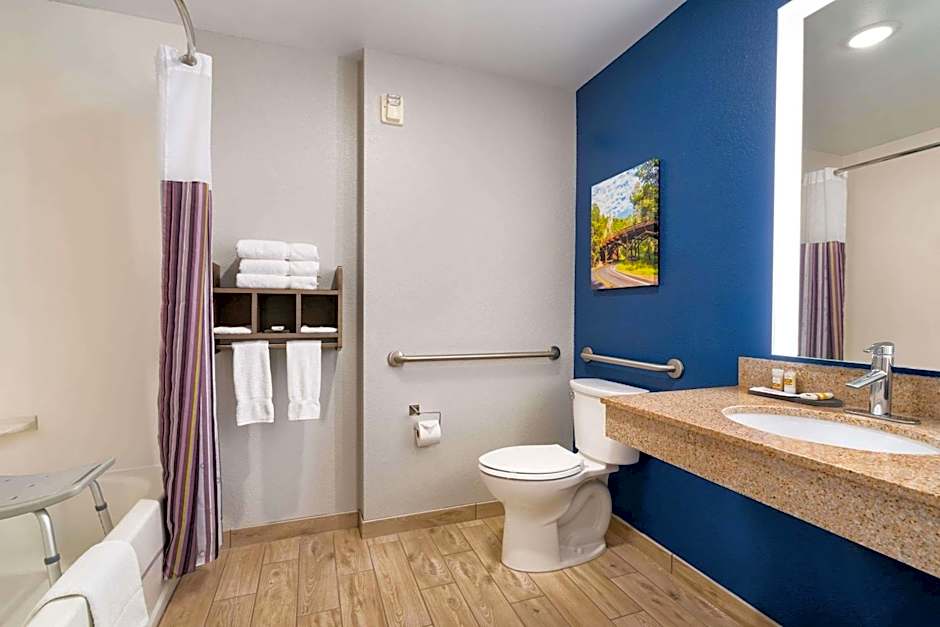 La Quinta Inn & Suites by Wyndham Rapid City