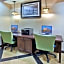 Holiday Inn Express Peachtree Corners - Norcross