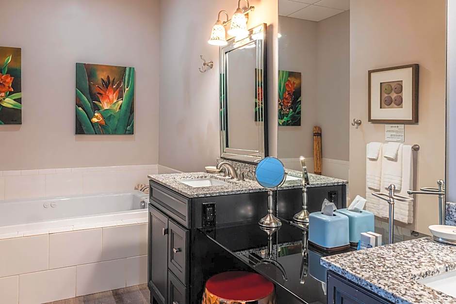 Inn on the Square, an Ascend Collection Hotel