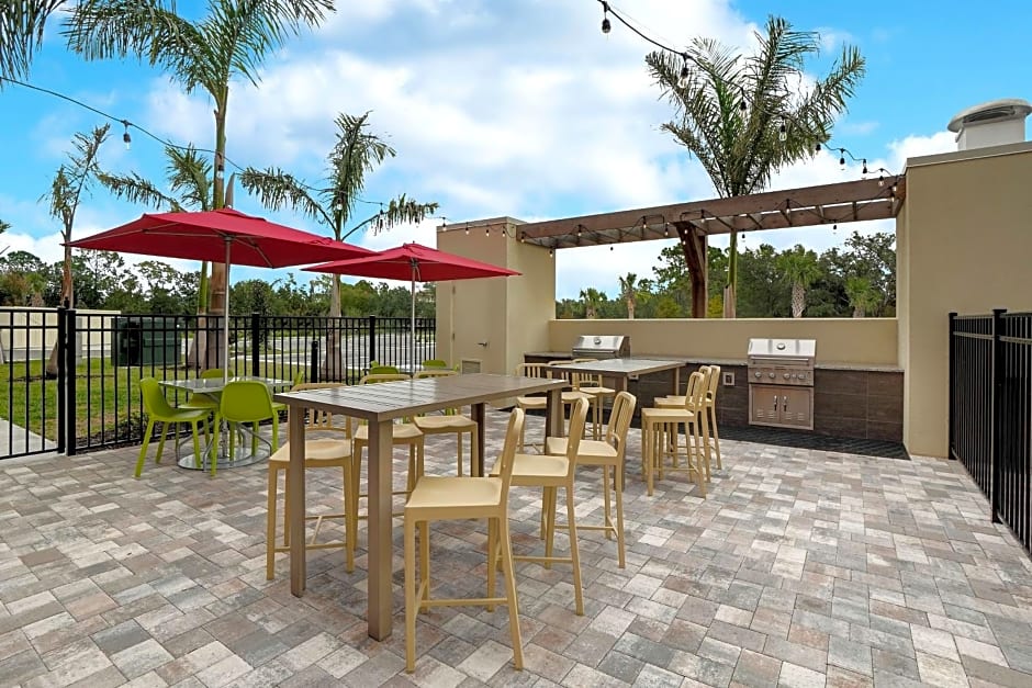 Home2 Suites By Hilton Lakewood Ranch