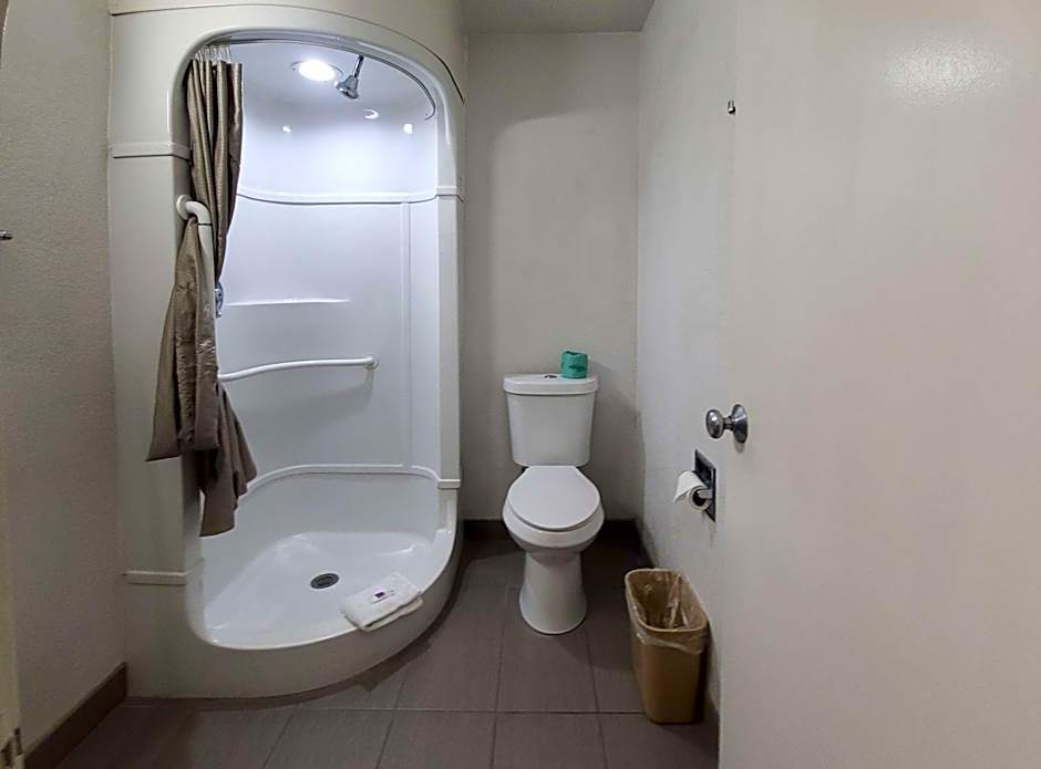 Motel 6-Bellmead, TX - Waco