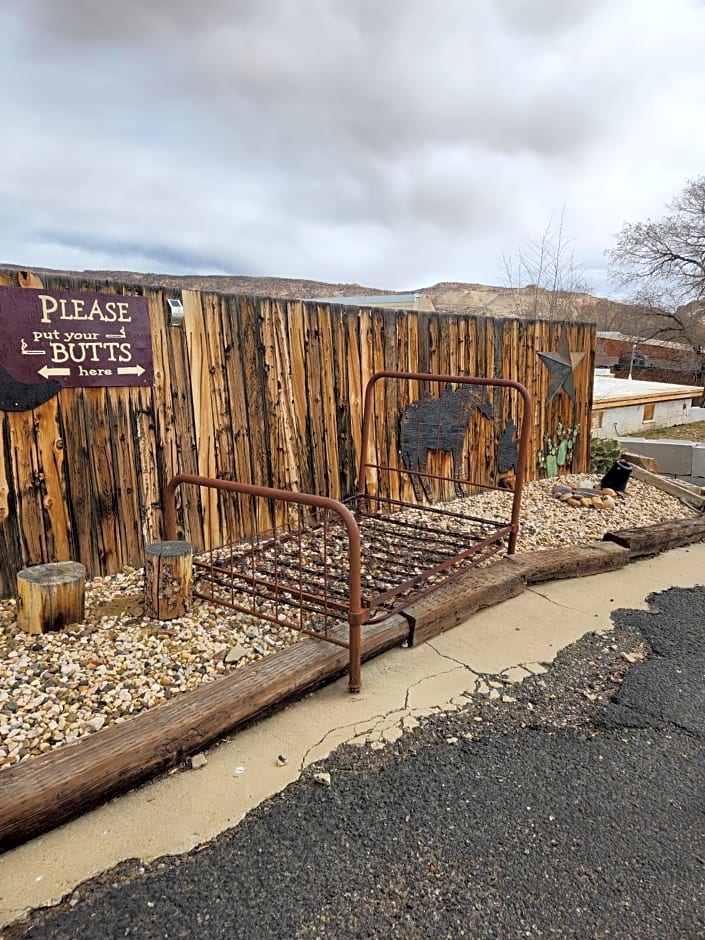 Cowboy Country Inn