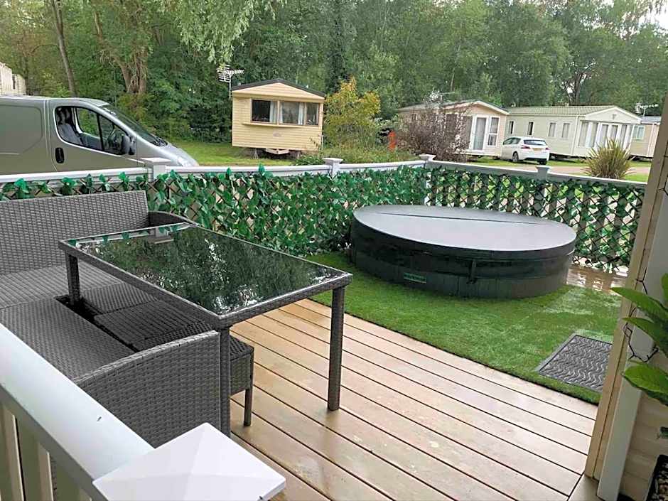 Luxury Holiday Home Happiness at Tattershall lake#