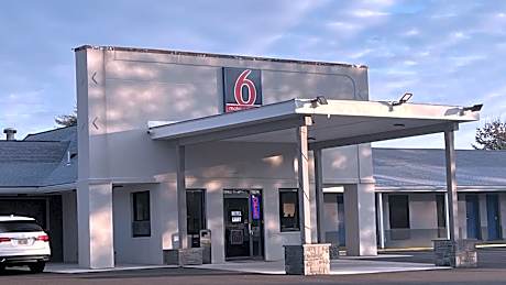 Motel 6 East Windsor, NJ Hightstown