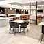Holiday Inn & Suites Richmond West End By IHG