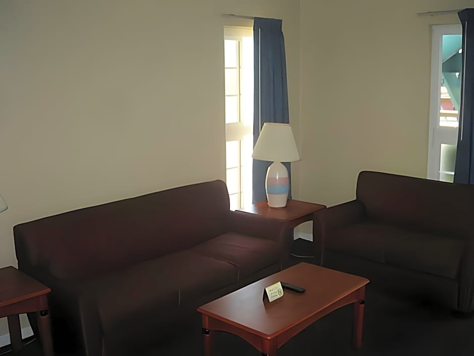 Seaside Motel
