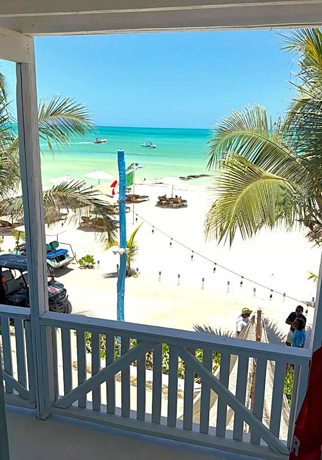 El Faro Beach Front by ÓOL Hotels