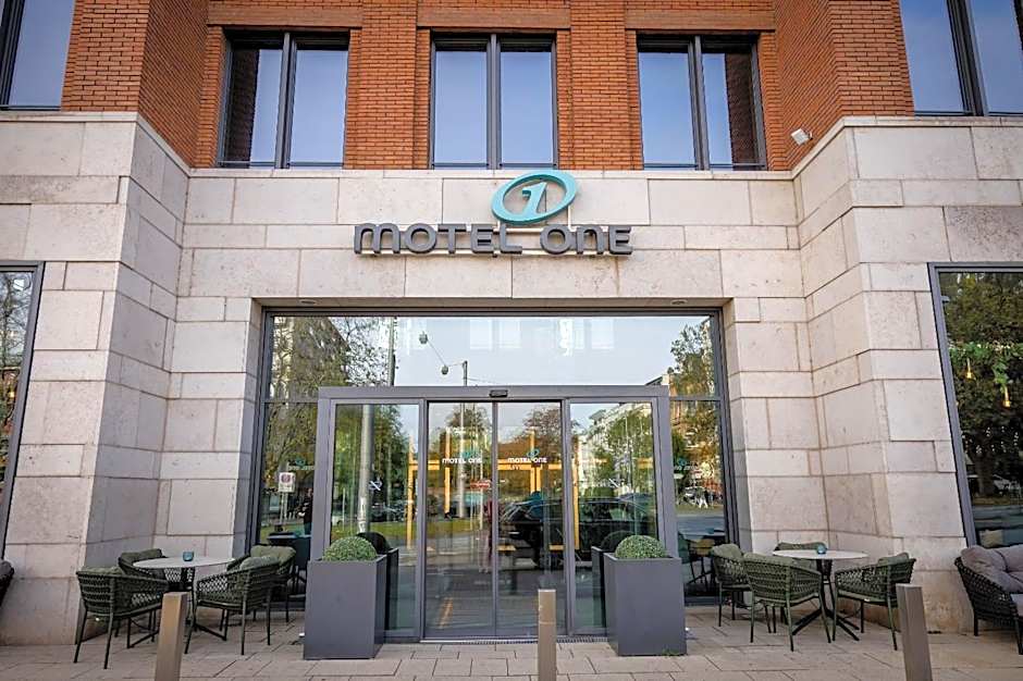 Motel One Wiesbaden
