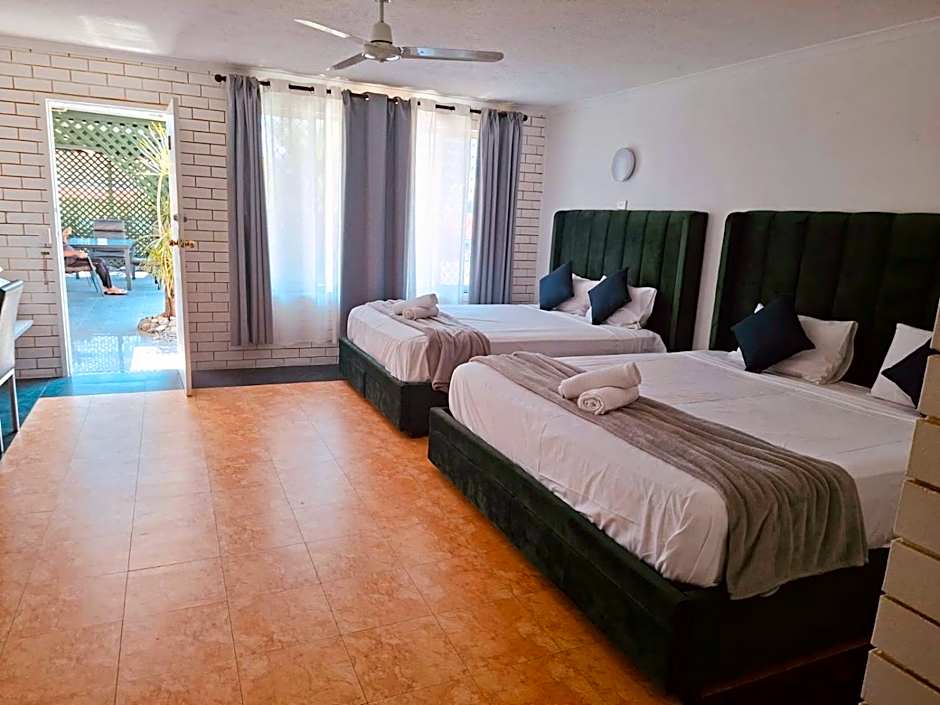 The Queenslander Motel