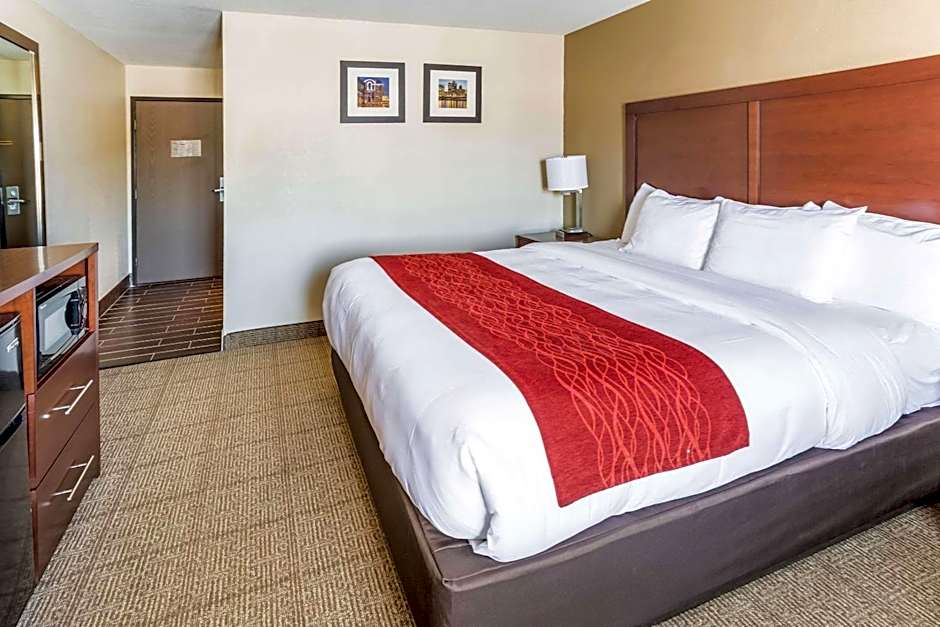 Comfort Inn Waukesha - Milwaukee West