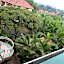 Super Paradise Hotel