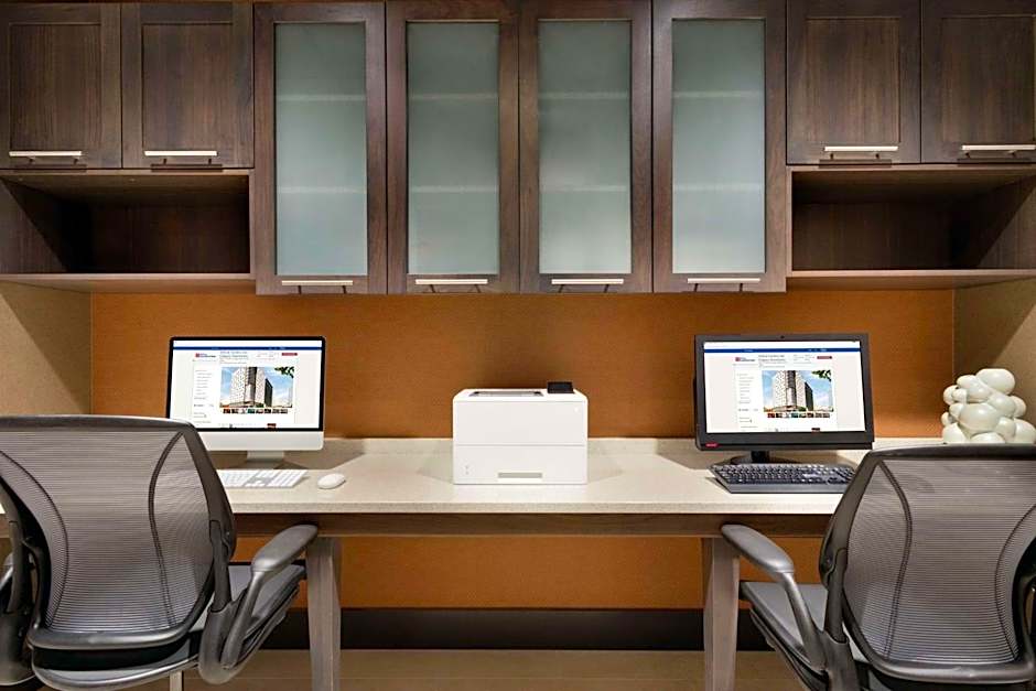 Hilton Garden Inn Calgary Downtown