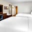 Hampton Inn By Hilton Grand Rapids-North