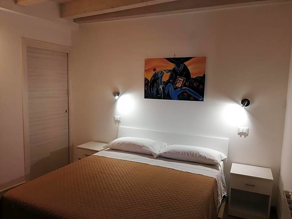 Opera Boutique Rooms