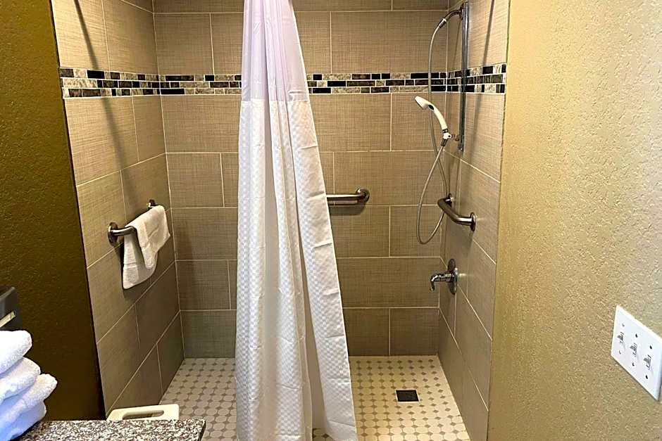 Hill Country Inn & Suites - New Braunfels, Gruene