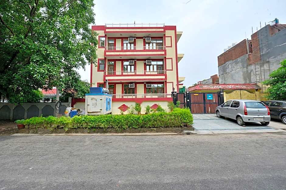 Silver Leaf Noida Hotel