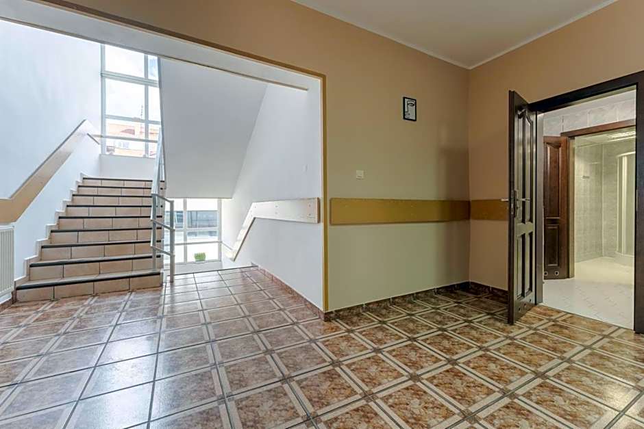 Hostello - Pokoje, Parking - by SpaceApart