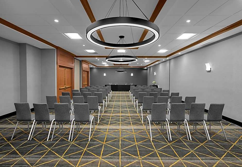 Holiday Inn Hasbrouck Heights-Meadowlands By IHG