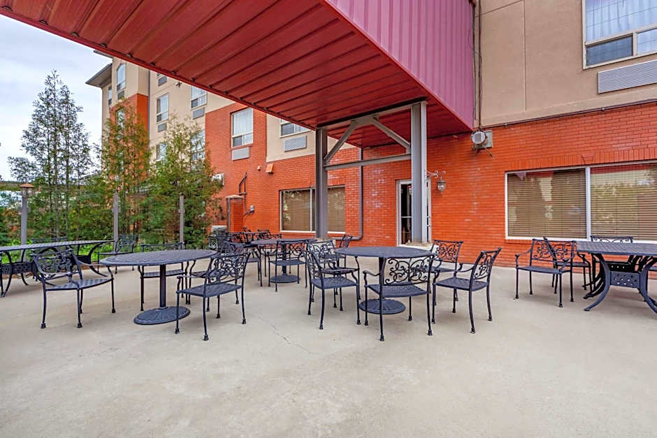 Best Western Plus Meridian Hotel