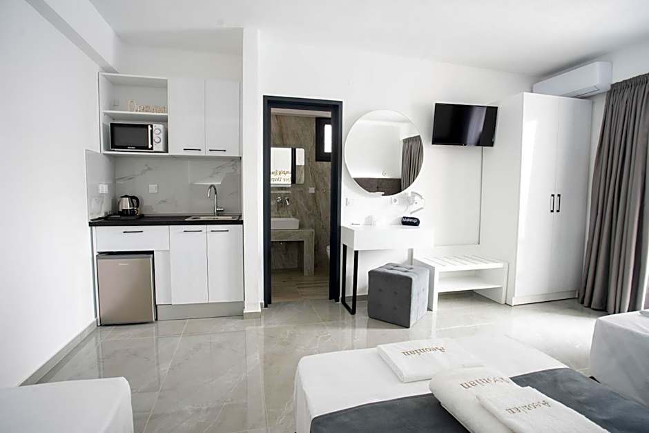 Aeonian Luxury Suites Asprovalta, Adults Only & Kids 12 Plus