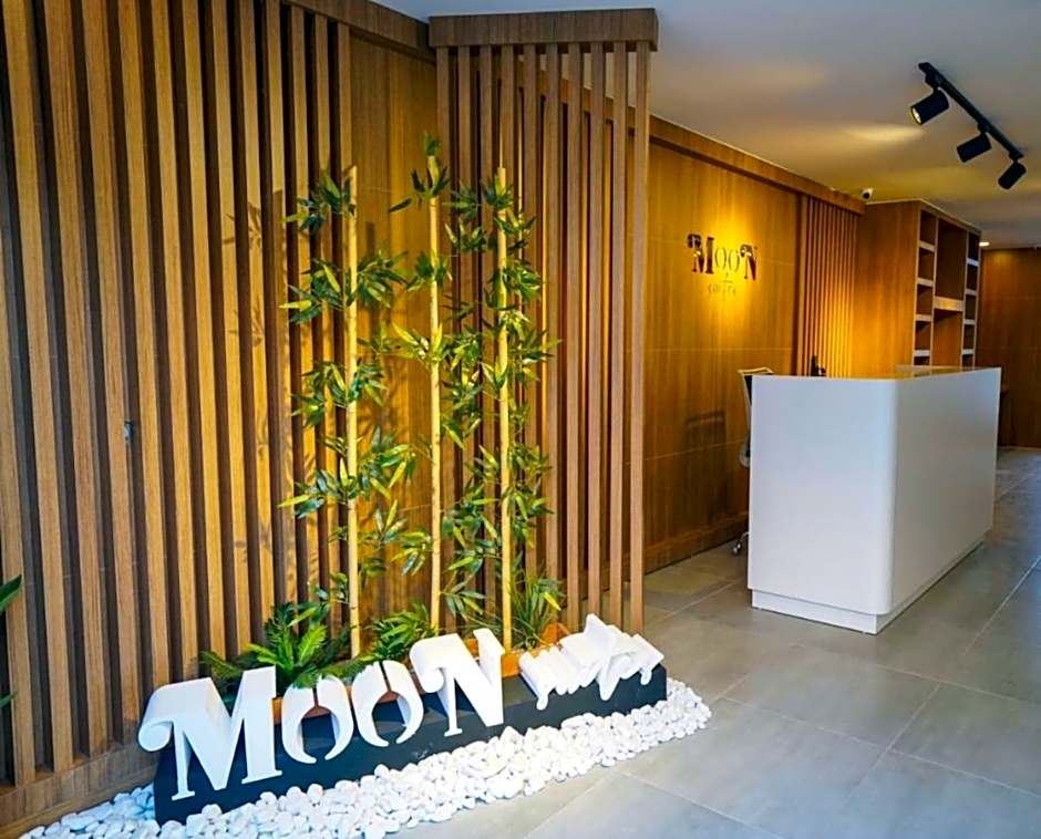 Moon Suites