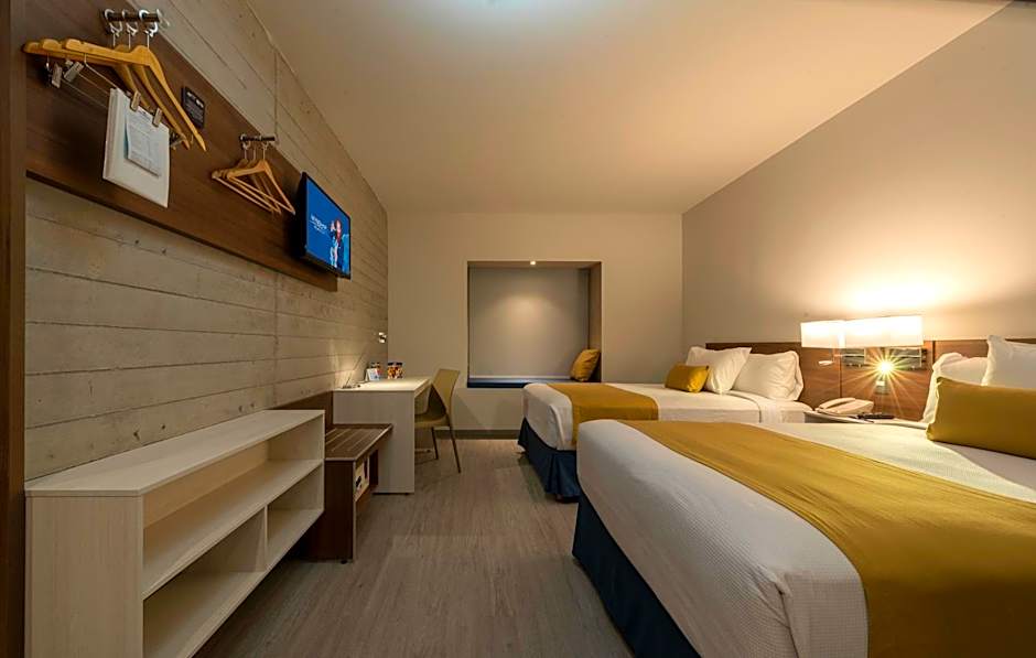 Microtel Inn & Suites by Wyndham San Luis Potosi