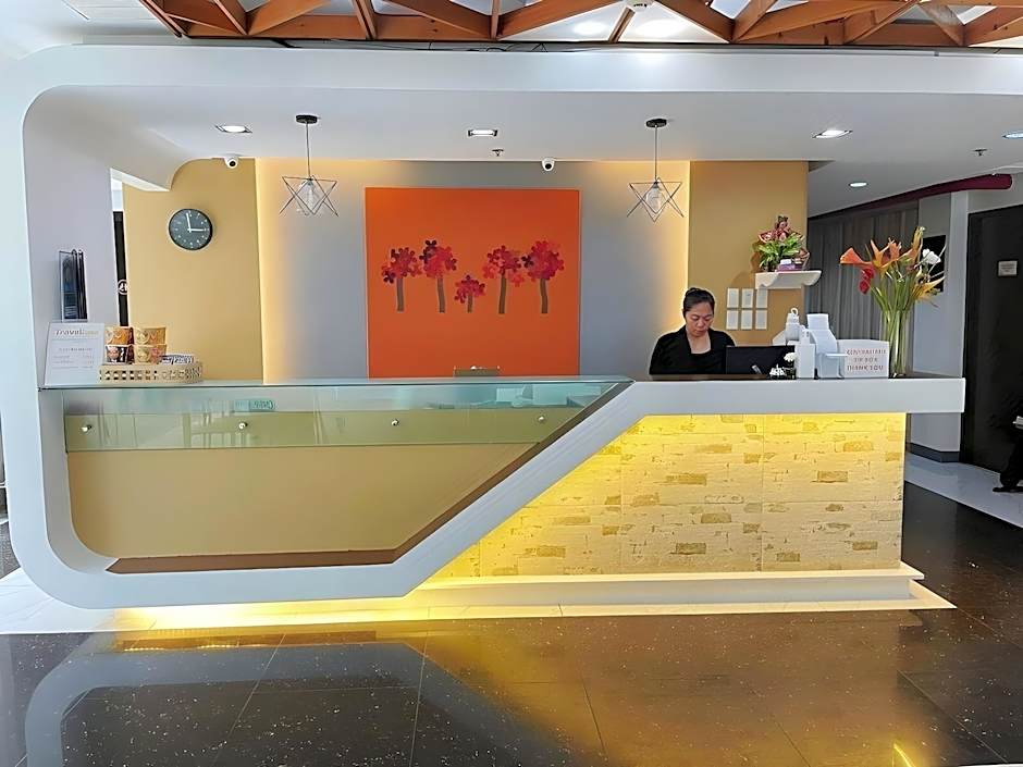Travelbee Fuente Inn