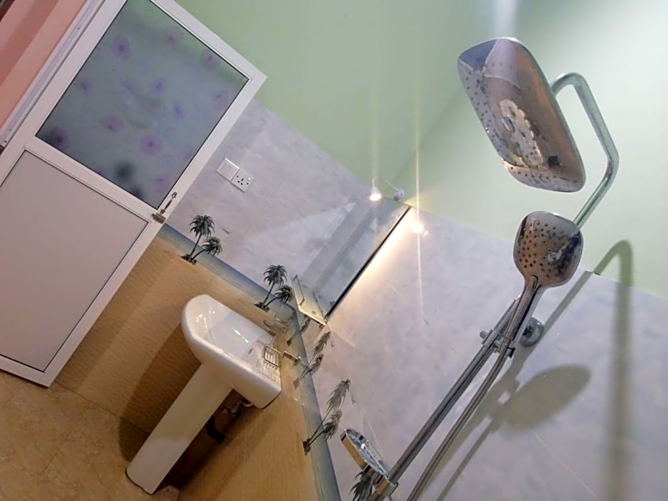 Lahiru Airport Villa