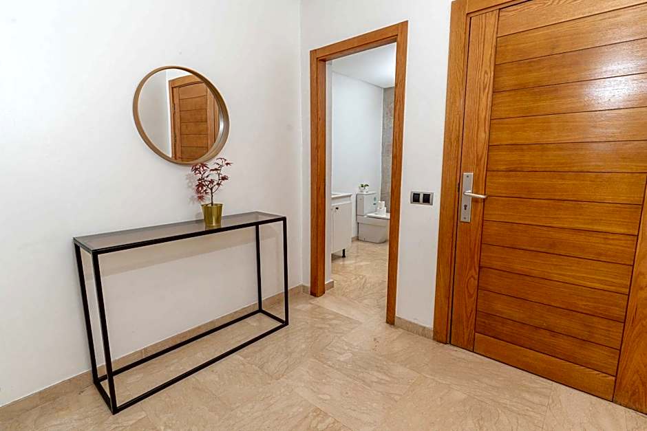 7th Floor 3BR with Terrace - AppartAli Luxury Platform