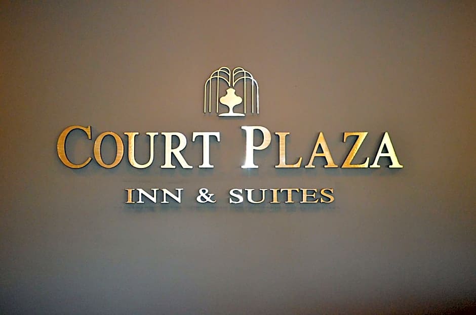 Court Plaza Inn & Suites of Mackinaw