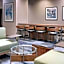 Courtyard by Marriott Chicago Downtown/Magnificent Mile