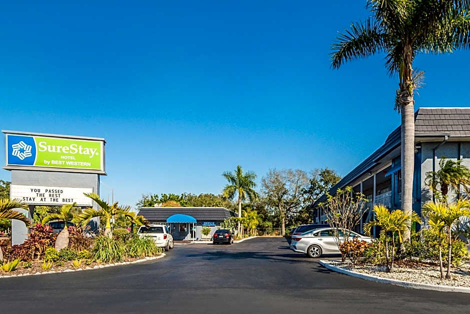 SureStay Hotel by Best Western Sarasota Lido Beach