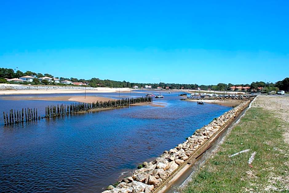 Single Fin Hotel & Lodge