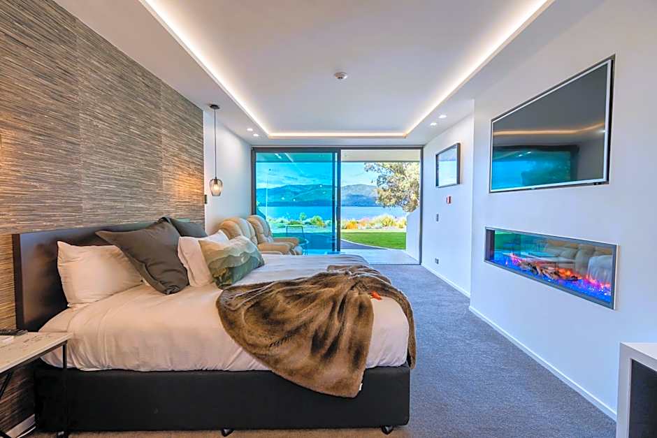 Fiordland Lakeview Motel and Apartments